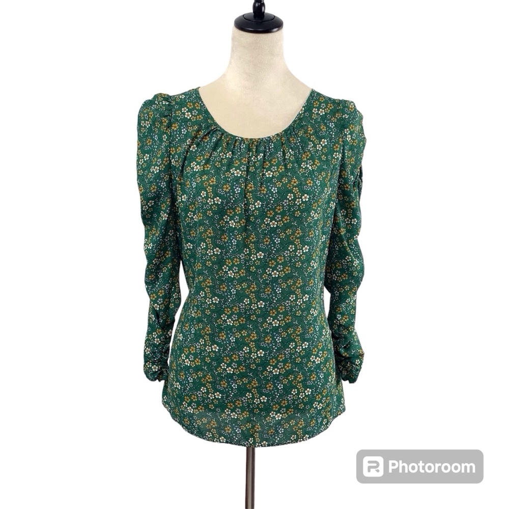 Max Studio | Ditsy Floral Gathered Sleeve Blouse
